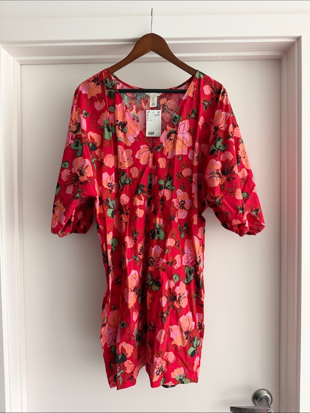 Vibrant Red Floral V-Neck Puff Sleeve Dress